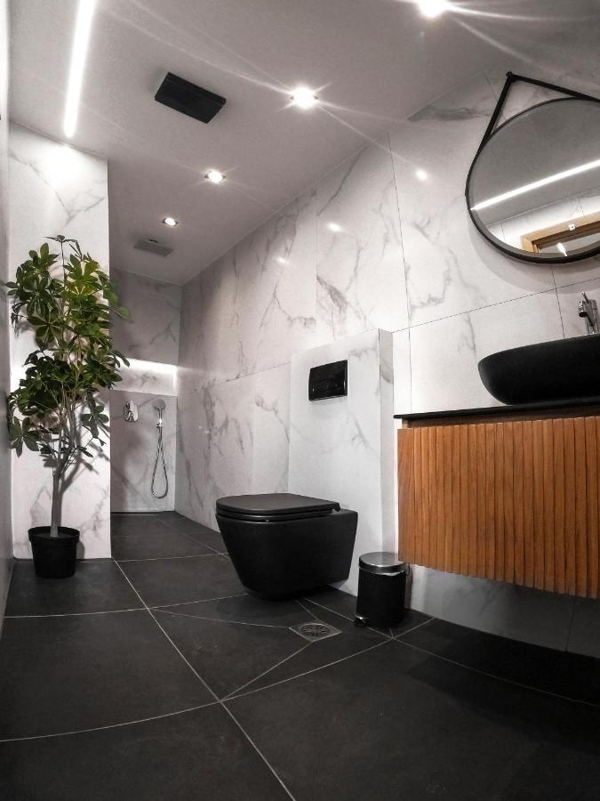 Berries Luxury Apartments Nea Moudania Exterior photo