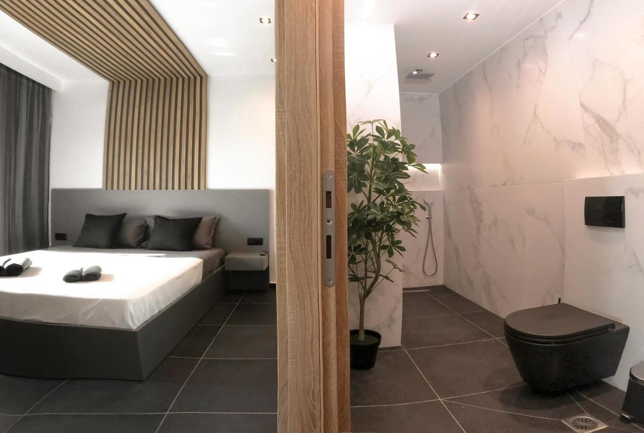 Berries Luxury Apartments Nea Moudania Exterior photo