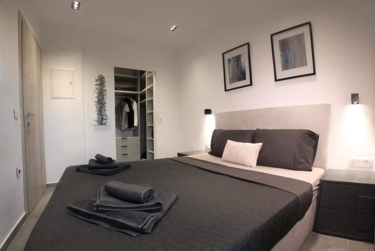 Berries Luxury Apartments Nea Moudania Exterior photo